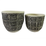 CJ. DE CACHEPOTS DE CIMENTO PRETO E BRANCO - 2PCS