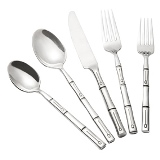 CJ DE TALHERES EM METAL PRATEADO 5PCS