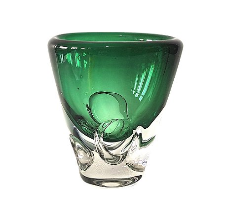 VASO DECORATIVO EM VIDRO VERDE 18,5CM X 11CM X 22CM