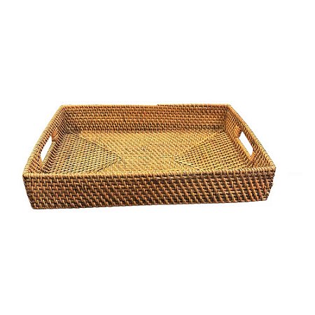 BANDEJA RETANGULAR EM RATTAN MÉDIA L41CM X A07CM X P31CM