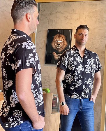 CAMISA MANGA CURTA REGULAR VISCOSE DARK ROSE PRETA/BRANCA