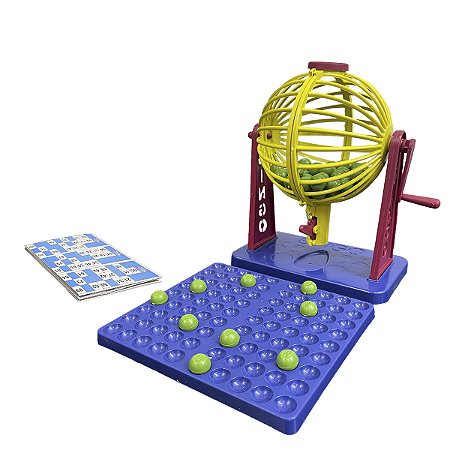 Jogo Bingo 24 Cartelas 90 Bolinhas Com Globo Infantil
