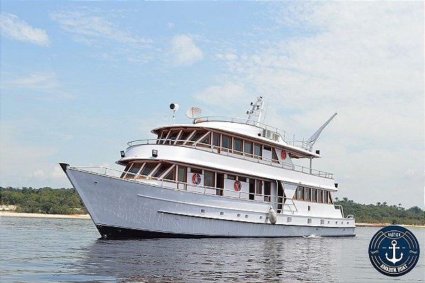 Iate Marie II - 35 passageiros