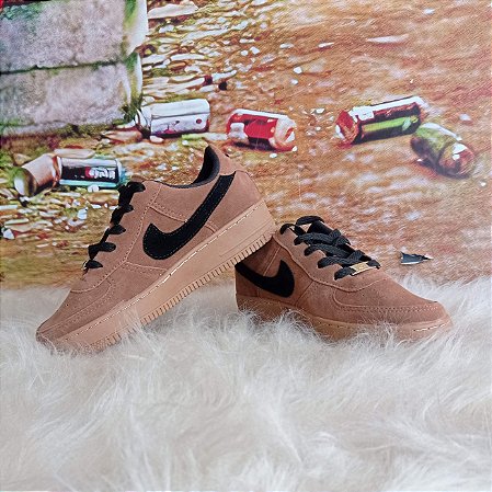 nike air force one marrom
