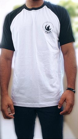 Camiseta Alpha - Raglan