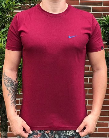 blusa nike vinho