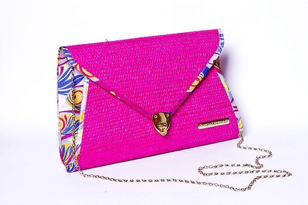 bright pink clutch bolsa