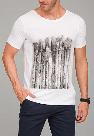 Camiseta Red Feather Be The Art Masculina