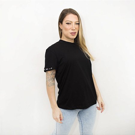 Camiseta Colcci Logo Básica Feminina