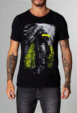 Camiseta Red Feather Chefe Hype Masculina Preta