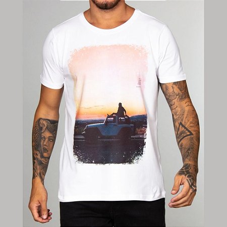 Camiseta Red Feather Sunset Masculina