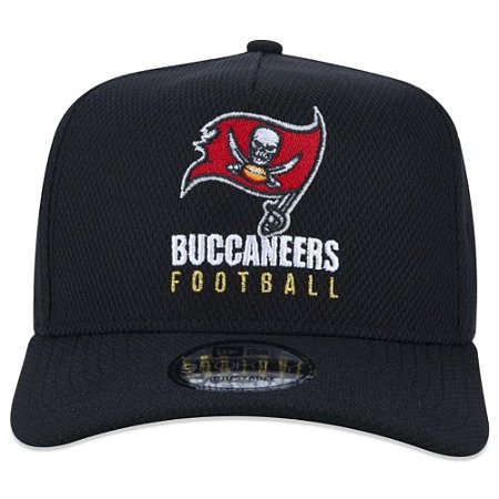 Boné New Era 920 NFL Tampa Bay Buccaneers Core Aba Curva