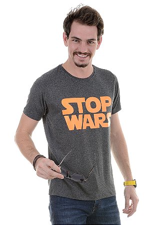 CAMISETA MASCULINA STOP WARS RED FEATHER