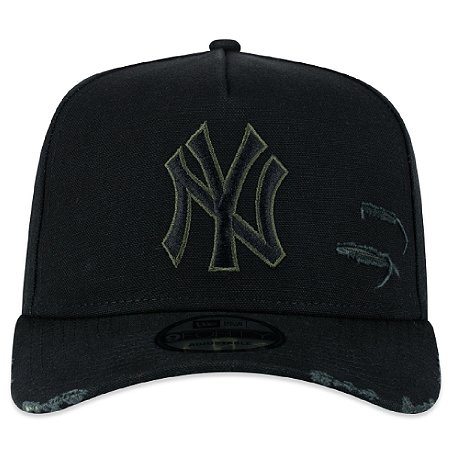 Boné New Era 940 MLB New York Yankees Preto Verde