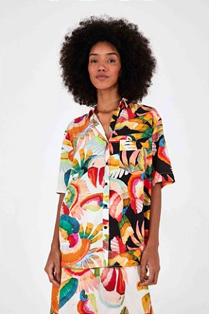 Camisa Farm Meio a Meio Dança dos Tucanos Unissex