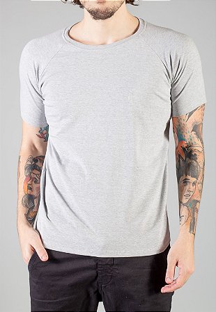 Camiseta Red Feather Básica Raglan