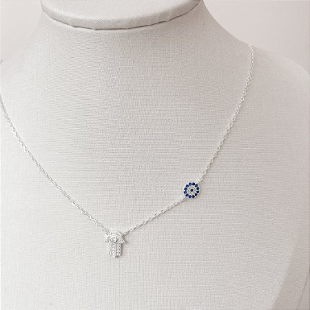 Colar mão e olho cravejados detalhe zircônias azul