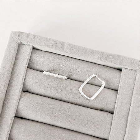 Argola click retangular 19mm cravejada