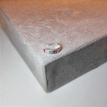 Piercing Fake Cravejado com Zircônias coloridas