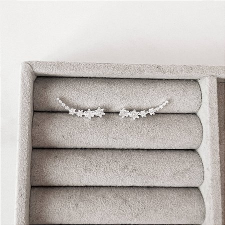 Brinco ear cuff 8 zircônias tarraxa