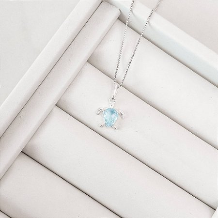 Colar pingente tartaruga com zircônia gota azul 12mm 45cm