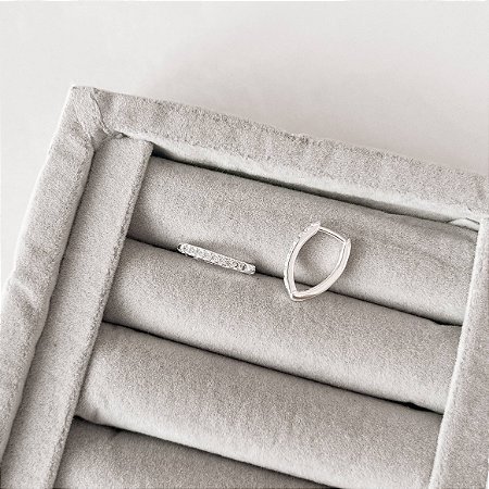 Argola click navete cravejado