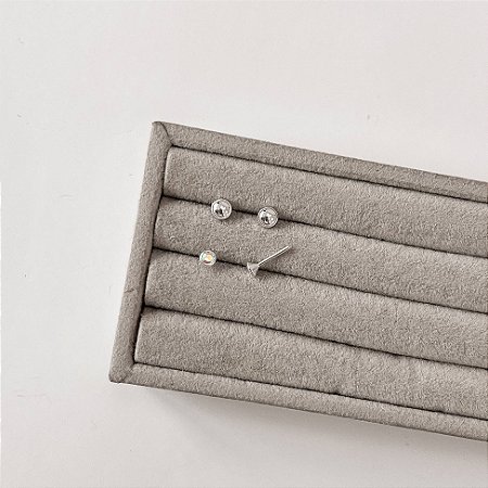 Brinco infantil zircônia 3mm furta tarraxa baby