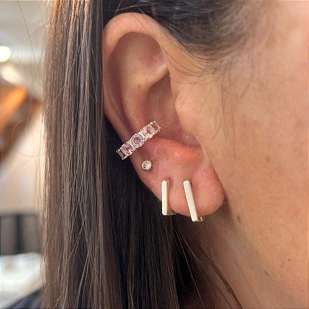 Piercing fake com zircônias