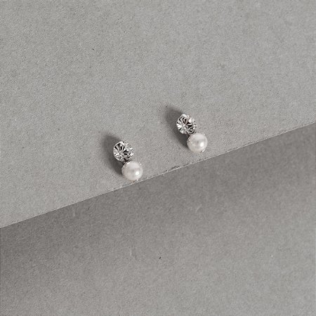 Brinco zircônia e pérola 9mm