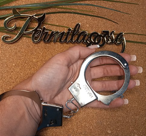 Algemas de metal com ou sem pelúcia