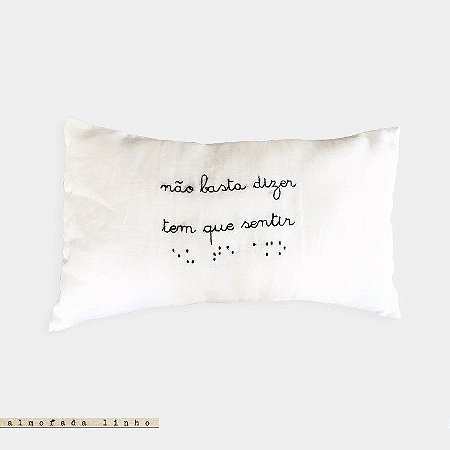 Almofada - não basta dizer, tem que sentir Eu te Amo em Braile