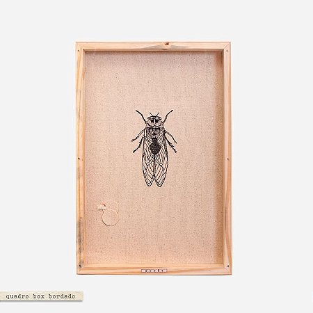 Quadro Box Bordado Naturale - Cigarra