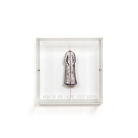 Caixa Acrílico Túnica - Nada do que fui