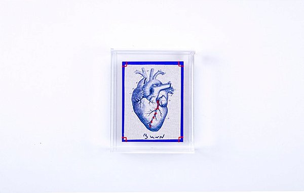 Quadro Acrílico Colagem P - Coração Anatômico Burn Azul