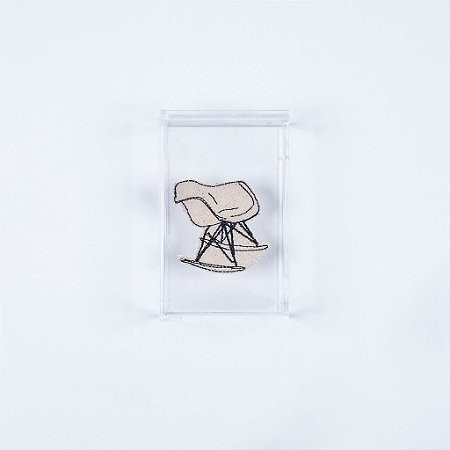 Caixa Acrílica Cadeira - Eames Rar 1950