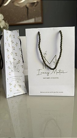 Sacola 16 x 7,5 x 23 (Papel offset branco e alça cordão) - 50 unidades