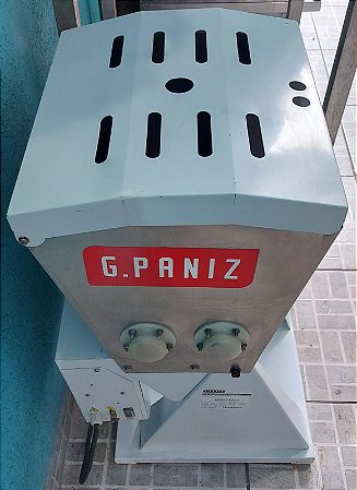 Amassadeira/Masseira Basculante 25 Kg Bivolt G.Paniz AM 25 [Usado]
