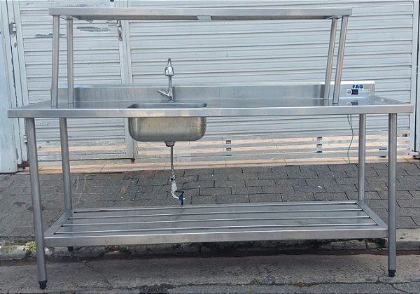 Pia 1,90mt. 100% Inox com Prateleira Inferior Gradeada e Superior Lisa [Usada]