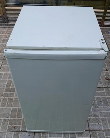 Mini Freezer Vertical/Frigobar 80L. 220V [Usado] Consul