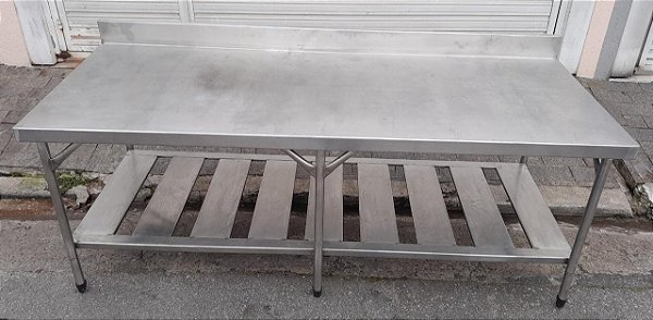 Mesa 100% Inox 1,90mt. com prateleira gradeada [Usada]