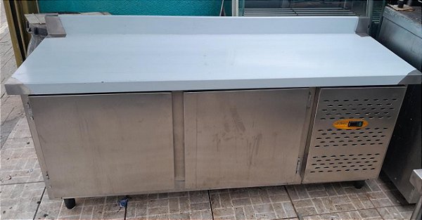 Balcão Encosto Refrigerado 100% Inox {Dentro e Fora} 1,80 Mt [Usado] STEEL