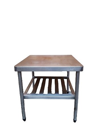 Mesa 100% Inox 70cm. com Prateleira Gradeada [Usada]