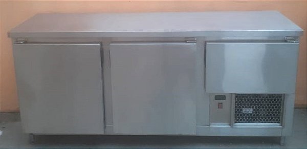 Balcão Refrigerado de Inox - 1,96m com 25 Assadeiras para Resfriamento Internos  [Usado]
