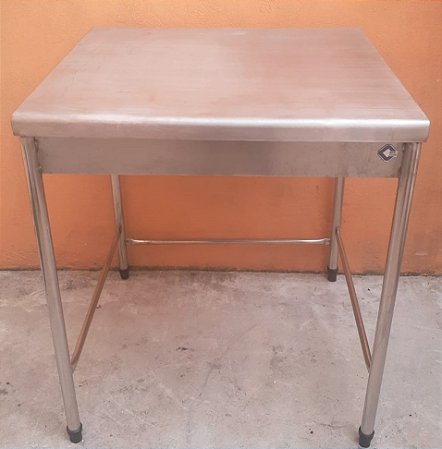 Mesa 100% Inox - 79cm [Usada]