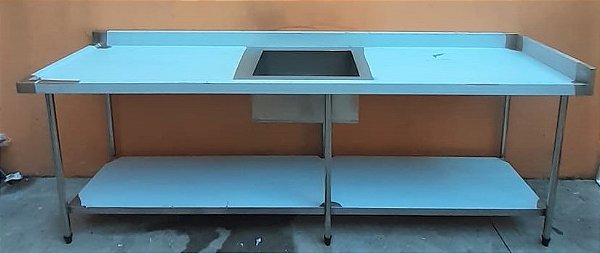Pia 100% Inox com prateleira inferior lisa e cuba central -2,50m [Nova]