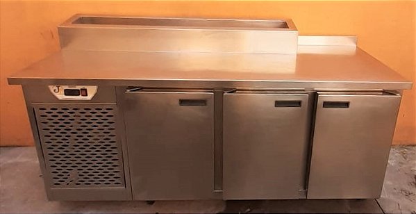 Balcão Refrigerado com 3 portas e Condimentadora - JJu Inox Equipamentos [Usado]
