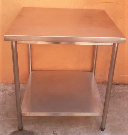 Mesa 100% Inox com prateleira inferior lisa 80cm [Usada]