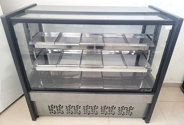 Balcão Vitrine Estufa Platinum 1,25m PVE 125 - 220v Polar [Usada]