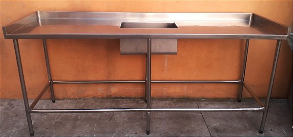 Pia 100% Inox com cuba central - 2,15m