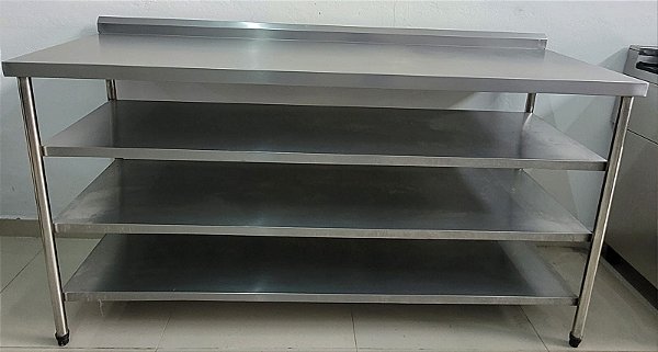 Mesa totalmente Inox com 3 prateleiras lisas - 1.70m [Seminova]